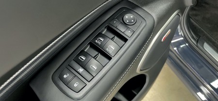 Dodge DURANGO SRT 2018 Fotos