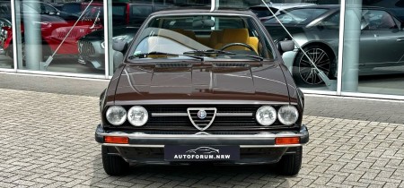 Alfa Romeo Alfasud Sprint Veloce Typ 902 A Baujahr 1981 Fotos