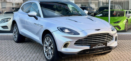 Aston Martin DBX V8 SUV 2022 Lightning Silver 23967km 550PS Fotos