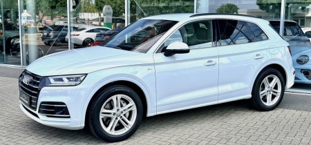 Audi Q5 55 TFSI e quattro sport weiss 2020 367PS Head-up-Display Matrix LED Fotos