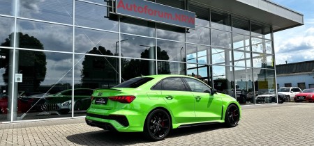 Audi RS 3 Limousine Kyalamigruen 2022 2.5 TFSI quattro 26000km Fotos