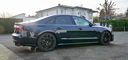675 PS Audi S8 Quattro Fotos