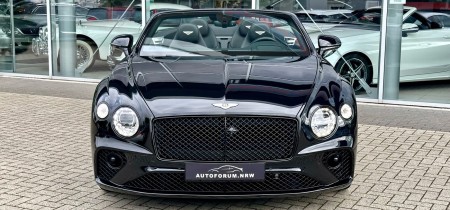 Bentley Continental GTC V8 Convertible Cabrio 550PS GTC 2020 Fotos