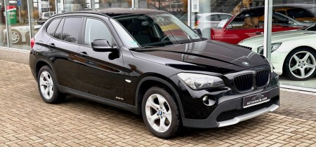 BMW X1 sDrive18i SUV VL31 2.0 E84 schwarz 2010 Fotos