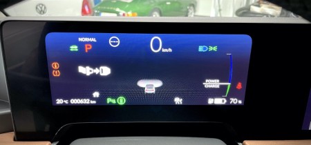 Elektrofahrzeug Honda e Advance Fotos