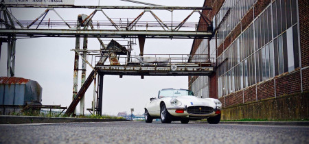 5.3L V12 Jaguar E-Type Fotos