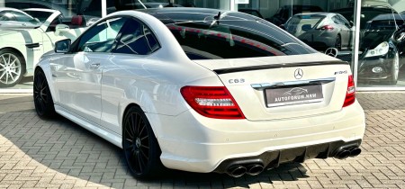 Mercedes-Benz C 63 AMG W204 Performance Package Plus 2012 Fotos