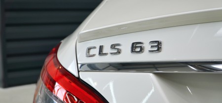 Mercedes-Benz CLS 63 AMG C218 2011 V8 Fotos