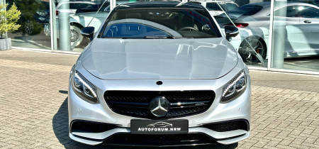 Mercedes-Benz S 63 AMG 4Matic V8 Biturbo Coupé C217 silber 2015 Fotos