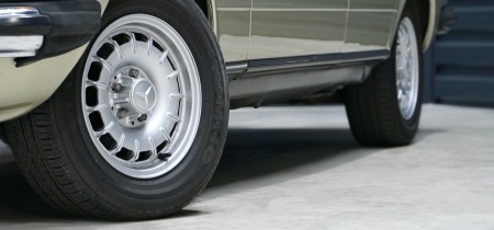 W123 Limousine Mercedes-Benz Fotos