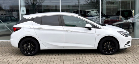 Opel Astra K 1.6 CDTI ecoFLEX Diesel Schrägheck 2016 weiss Hatchback 5 Türer Fotos