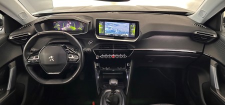 Peugeot 2008 BlueHDi 100 Allure 1,5 Liter Diesel 2020 Topausstattung Fotos