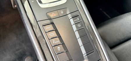 Porsche 991.1 Turbo S Coupé 560PS 2016 1. Hand Keramik Apple CarPlay Inspektion neu Fotos