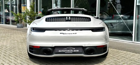Porsche 992 Carrera 4S Cabrio 992620 3H Kreide 2020 2021 11016km Fotos