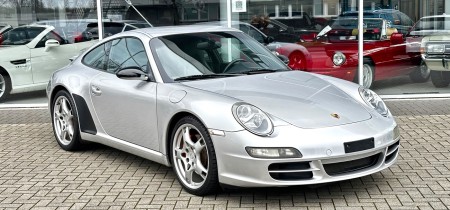 Porsche 997 3.8 Carrera S Coupé in silber metallic 85000 km 2005 Fotos