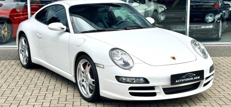 Porsche 997 3.8 Carrera S Coupé in carraraweiss 35723 km 2006 aus erster Hand 355PS Fotos