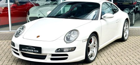 Porsche 997 3.8 Carrera S Coupé in carraraweiss 35723 km 2006 aus erster Hand 355PS Fotos