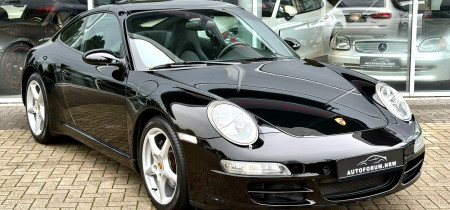 Porsche 997 Carrera Coupé 325PS 2004 schwarz Fotos