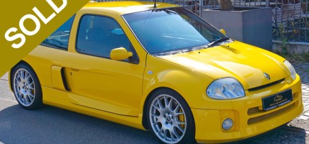 3.0 V6 - Unikat Renault Clio Fotos